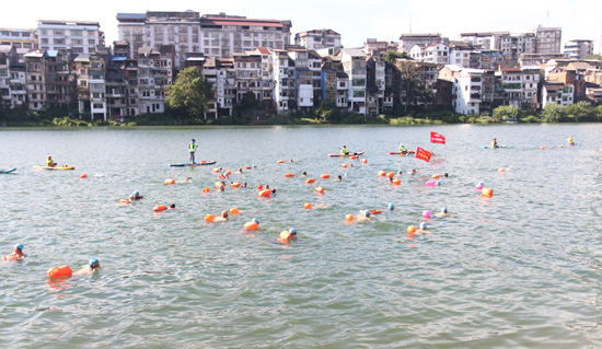 2025 �V�������꣬׷ِ�������������˄�����ӣ����RӾ�f(xi��)ҫ���l(xi��ng)